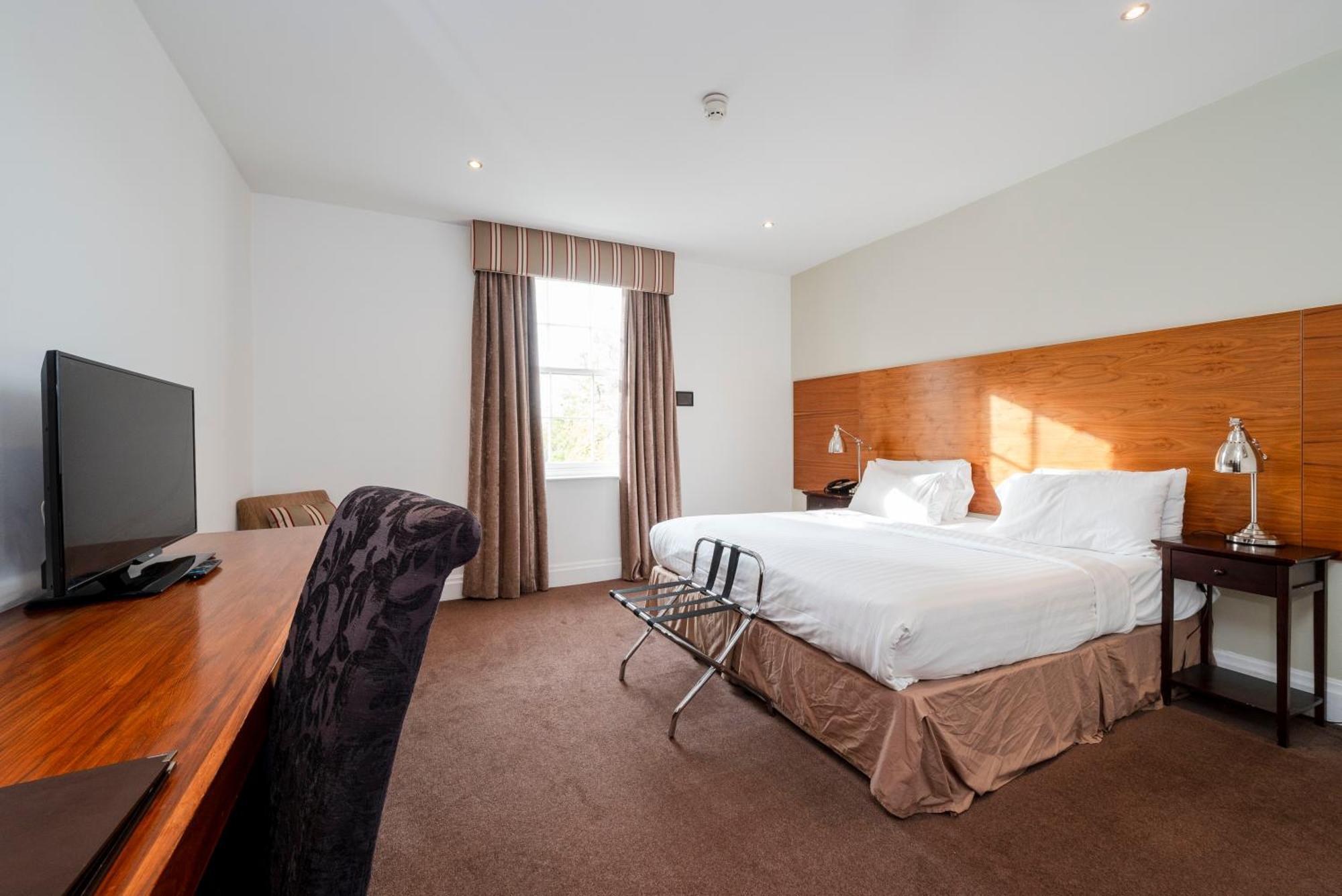 Best Western Plus Aston Hall Hotel Exterior foto
