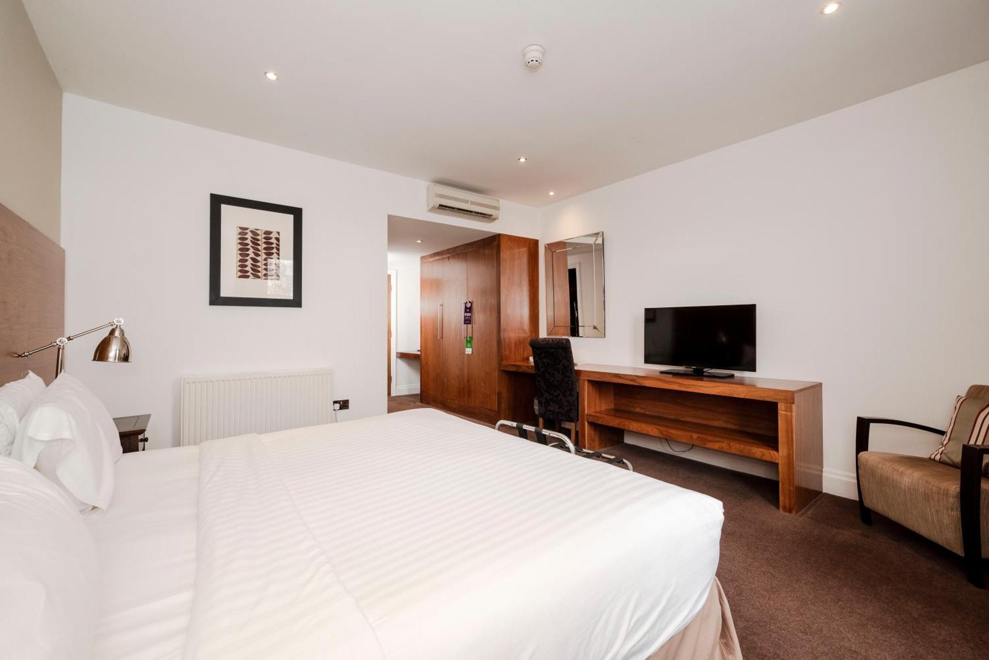 Best Western Plus Aston Hall Hotel Exterior foto