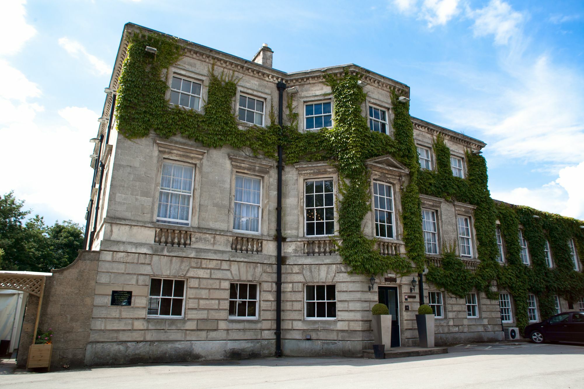 Best Western Plus Aston Hall Hotel Exterior foto